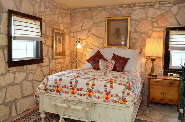 Guest House Bedroom Listing photo 16